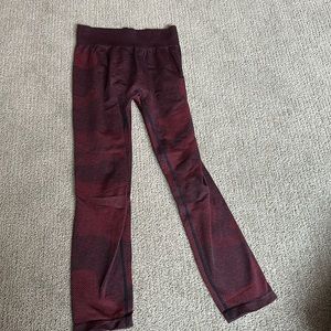 Bandier deep red camouflage legging size xs